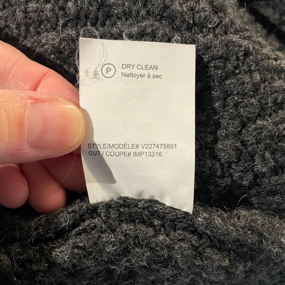 Vince fisherman/cable knit crew neck sweater - Picture 7 of 9